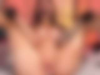 Live cam show with Daniela-Brooks - Dildo on CamClone