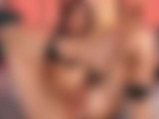 Live cam show with Daniela-Brooks - Deepthroat on StripNow
