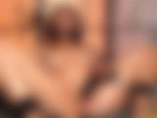Daniela-Brooks's Live Sex Cam Show