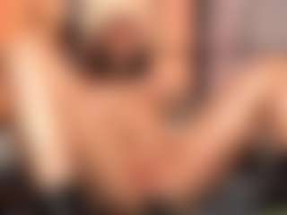 Daniela-Brooks's Live Sex Cam Show