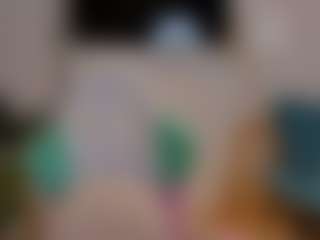 Live cam show with Hailey-Green - Beauty on MyBangCams
