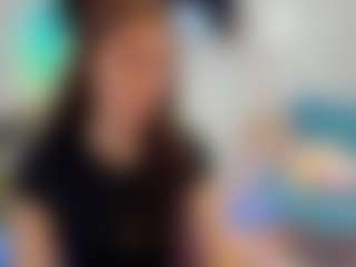 Live cam show with Hailey-Green - Beauty on Camsoda