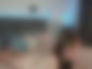 Live cam show with Hailey-Green - Kisses on nudelive.tv