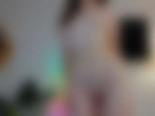Hailey-Green's Live Sex Cam Show