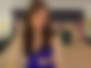 Hailey-Green's Live Sex Cam Show