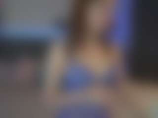 Live cam show with Hailey-Green - Game on PervPlay.com