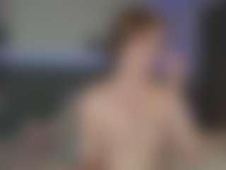 Live cam show with Hailey-Green - Erotic Dance on Camsoda