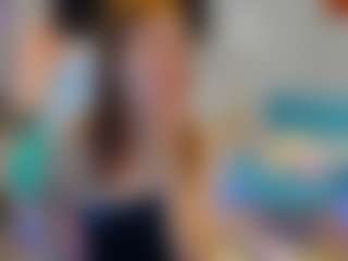 Hailey-Green's Live Sex Cam Show