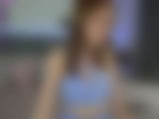 Live cam show with Hailey-Green - Game on Camsoda
