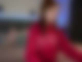 Live cam show with Hailey-Green - Thin on intimatelivegirls.com
