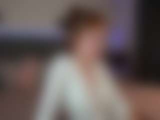 Hailey-Green's Live Sex Cam Show