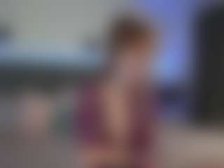 Live cam show with Hailey-Green - Oil on xheatlive.com