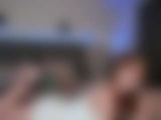 Live cam show with Hailey-Green - Green Eyes on Camsoda
