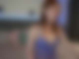 Live cam show with Hailey-Green - Spanks on infinitiblacc.com