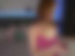 Hailey-Green's Live Sex Cam Show