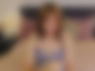 Live cam show with Hailey-Green - Oil on slutload