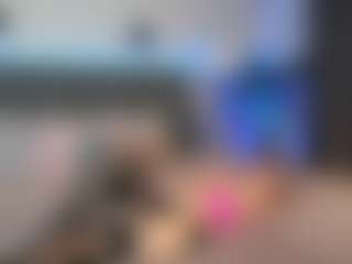 Hailey-Green's Live Sex Cam Show