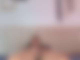 Live cam show with natasha-robin - Strip on Camsoda