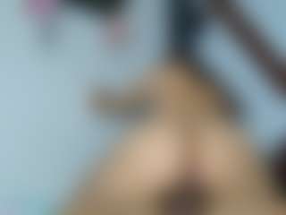 Live cam show with natasha-robin - Skinny on madthumbs