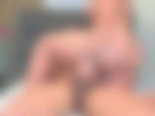 natasha-robin's Live Sex Cam Show