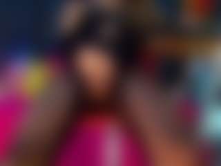 Live cam show with britneyortegax - Brown Eyes on Soda Cam