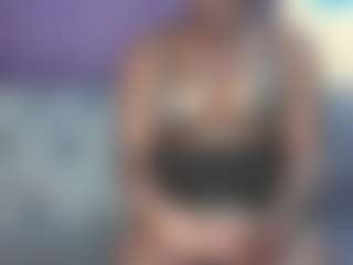 Live cam show with pretty-diva - Ebony on parknlotfishbdy