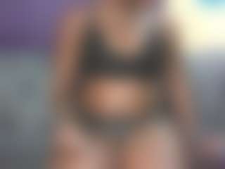 Live cam show with pretty-diva - Ebony on Mixed Magazine Live