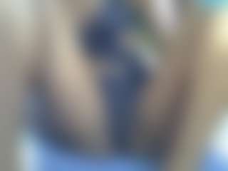 pretty-diva's Live Sex Cam Show