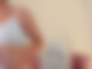 Mia Blue 😈's Live Sex Cam Show