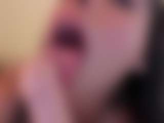 Mia Blue 😈's Live Sex Cam Show