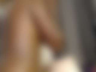 Queen-bree's Live Sex Cam Show