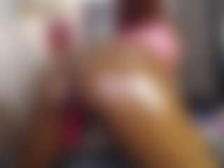 Live cam show with Queen-bree - Amateur on Camming Site