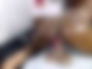 Queen-bree's Live Sex Cam Show