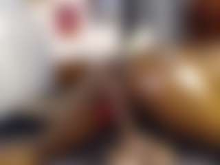 Live cam show with Queen-bree - Foot Fetish on hrnylive.com