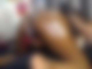 Queen-bree's Live Sex Cam Show