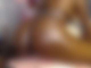 Queen-bree's Live Sex Cam Show