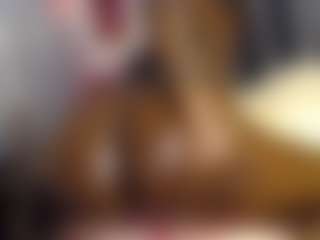 Queen-bree's Live Sex Cam Show