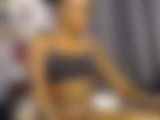 Live cam show with Queen-bree - Ebony on Camming Site