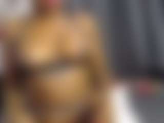 Queen-bree's Live Sex Cam Show