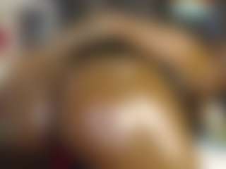 Queen-bree's Live Sex Cam Show