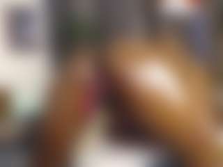 Live cam show with Queen-bree - Black Fetish on TastyBlacksLive