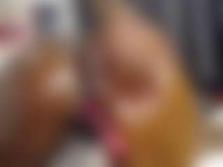 Queen-bree's Live Sex Cam Show