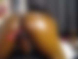 Queen-bree's Live Sex Cam Show