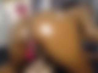 Queen-bree's Live Sex Cam Show