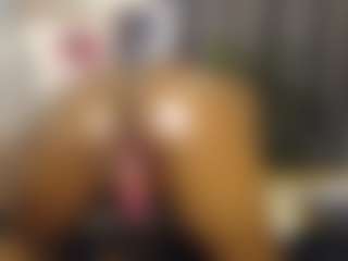 Queen-bree's Live Sex Cam Show