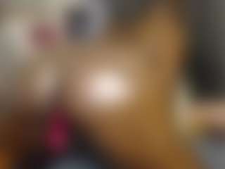 Queen-bree's Live Sex Cam Show