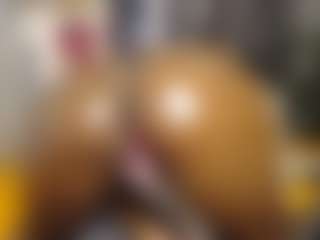 Queen-bree's Live Sex Cam Show