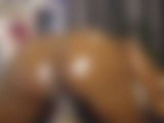 Queen-bree's Live Sex Cam Show