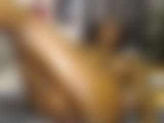 Queen-bree's Live Sex Cam Show