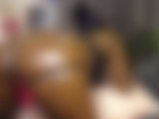 Queen-bree's Live Sex Cam Show